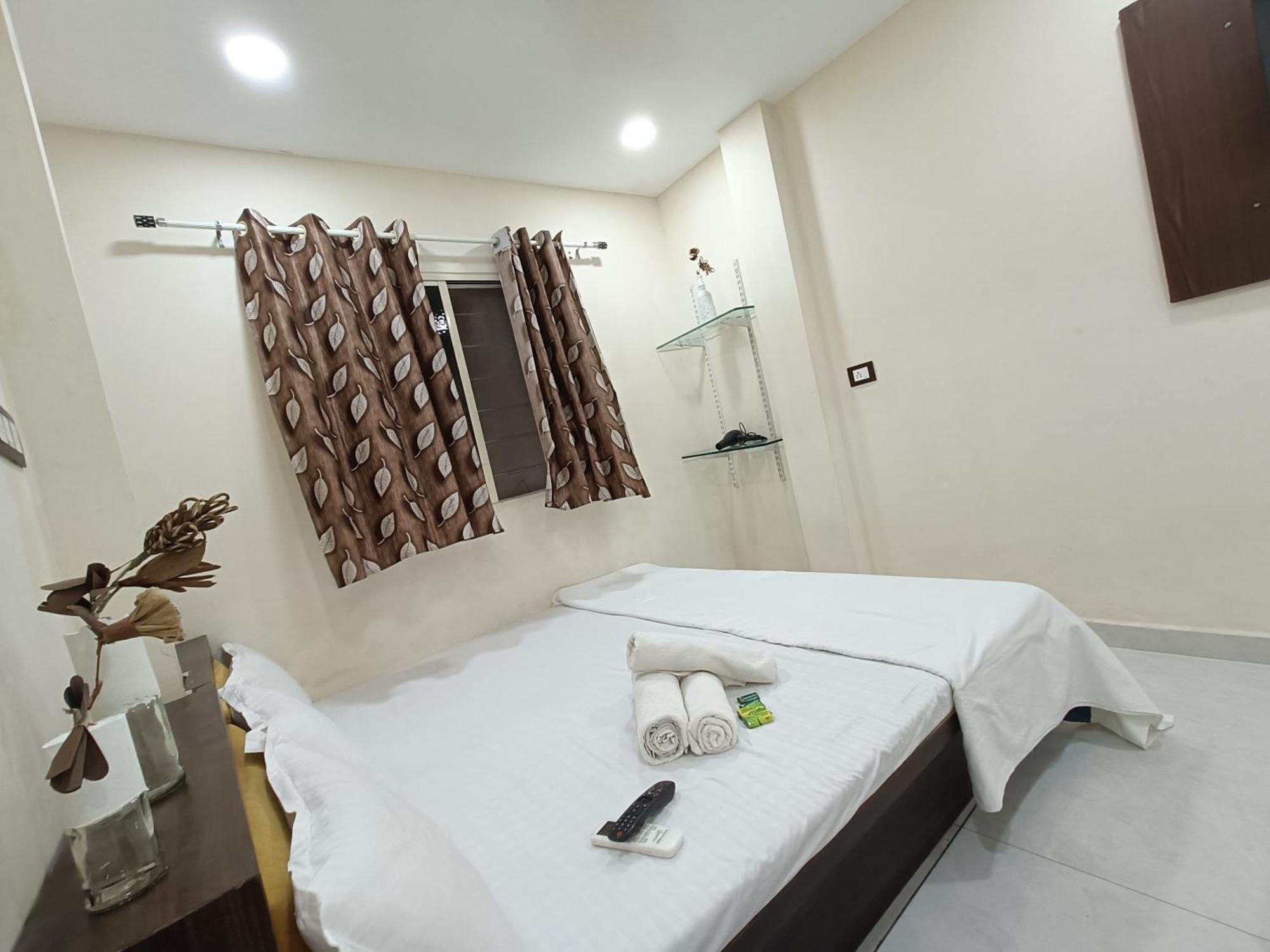 Ginger Hotels Ujjain Tower Kshipra Inn-Family Stay Airconditioned Hotel Eksteriør bilde